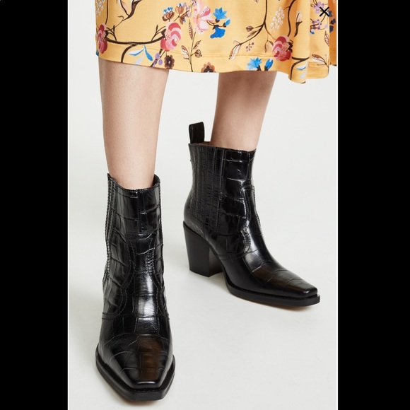 ganni callie boots black